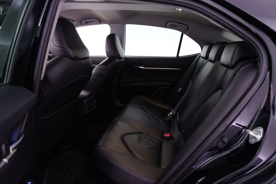 Toyota Camry vaihtoauto