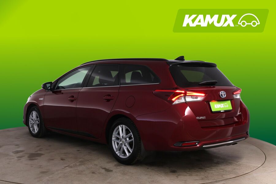 Toyota Auris vaihtoauto