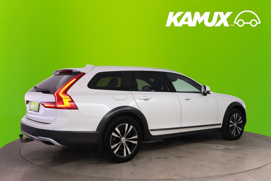 Volvo V90 Cross Country vaihtoauto