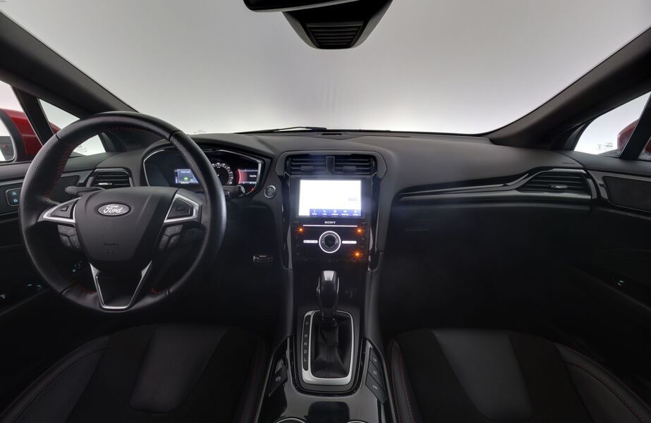 Ford Mondeo vaihtoauto