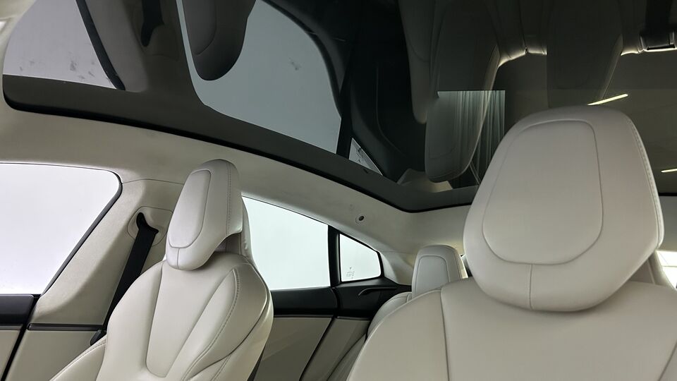 Tesla Model S vaihtoauto