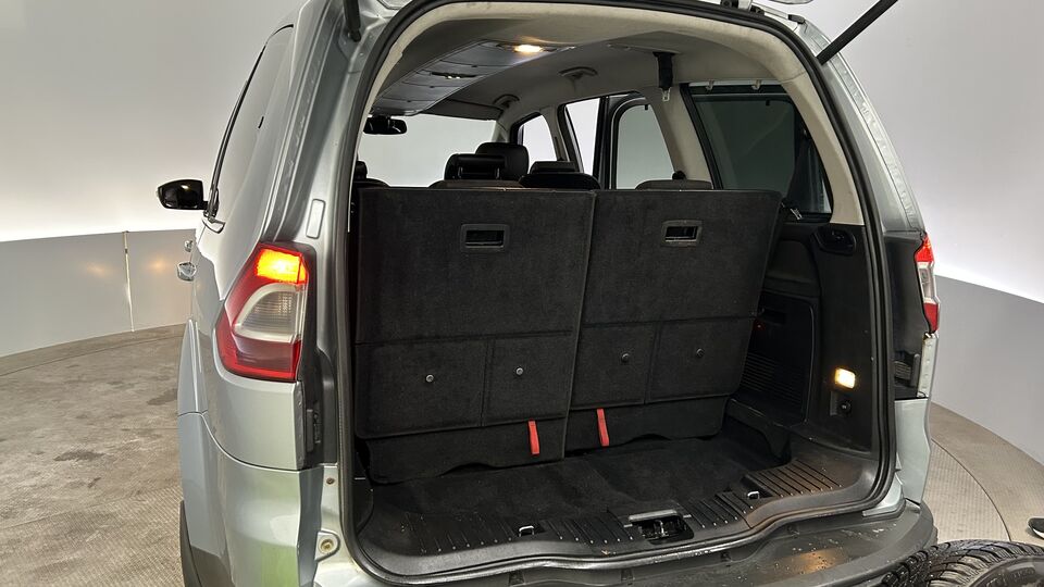 Ford Galaxy vaihtoauto