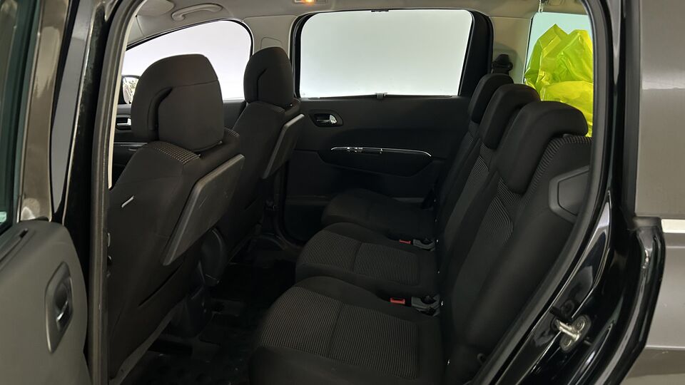 Peugeot 5008 vaihtoauto