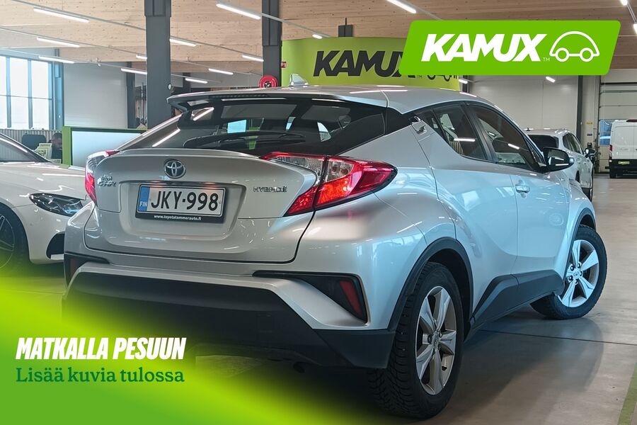 Toyota C-HR vaihtoauto
