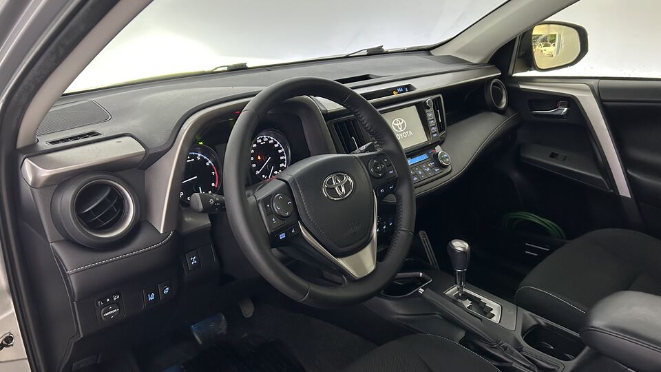 Toyota RAV4 vaihtoauto