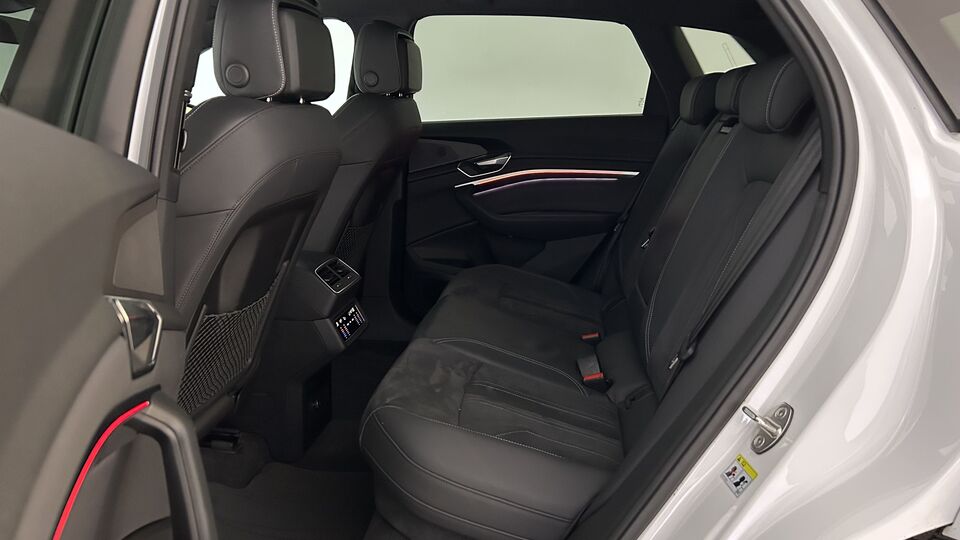 Audi Q8 e-tron vaihtoauto