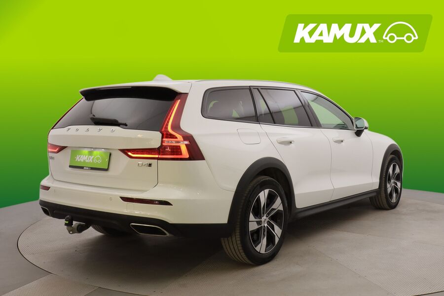 Volvo V60 Cross Country vaihtoauto