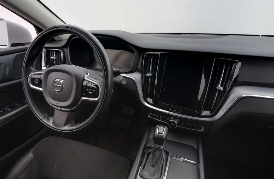 Volvo V60 Cross Country vaihtoauto