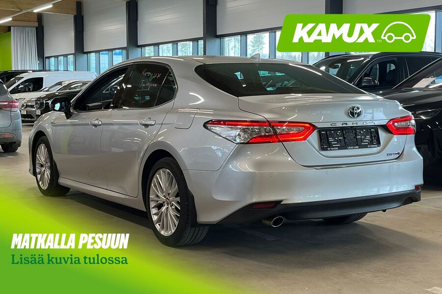 Toyota Camry vaihtoauto