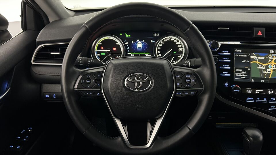 Toyota Camry vaihtoauto