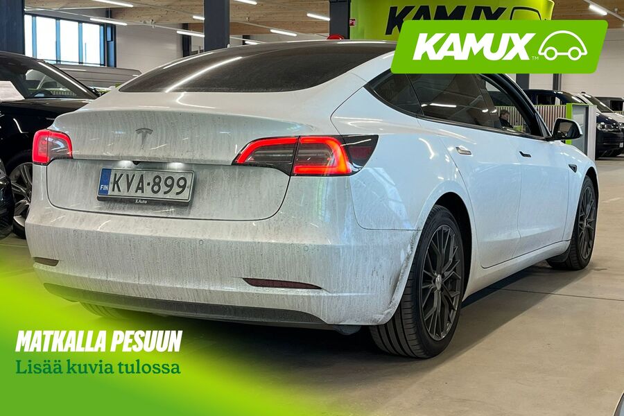 Tesla Model 3 vaihtoauto