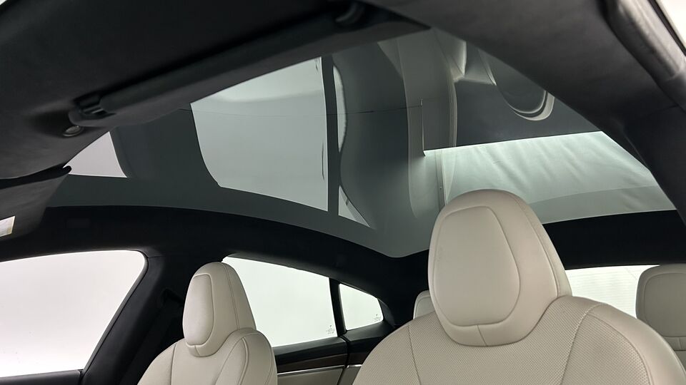 Tesla Model S vaihtoauto