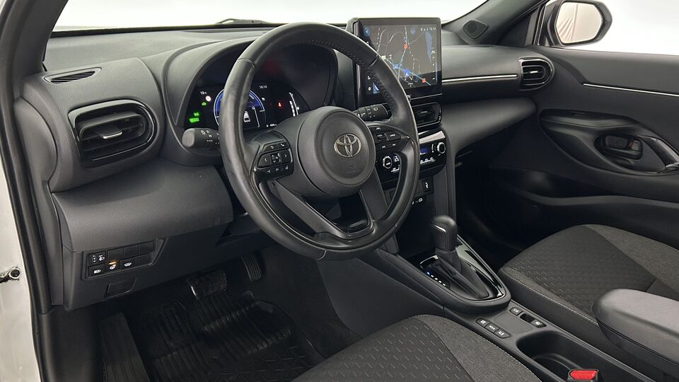 Toyota Yaris Cross vaihtoauto