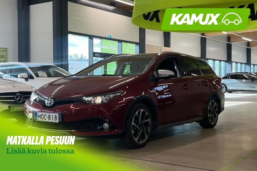 Toyota Auris vaihtoauto