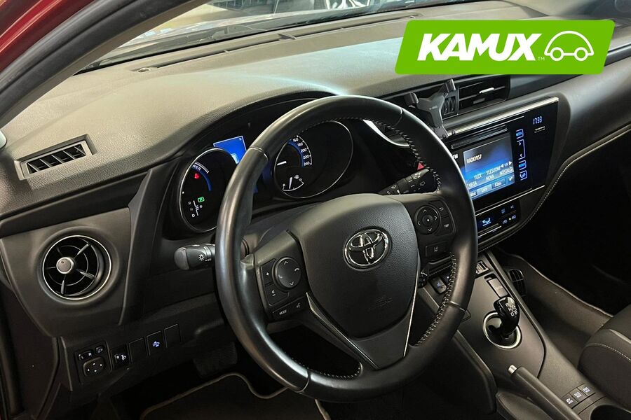 Toyota Auris vaihtoauto