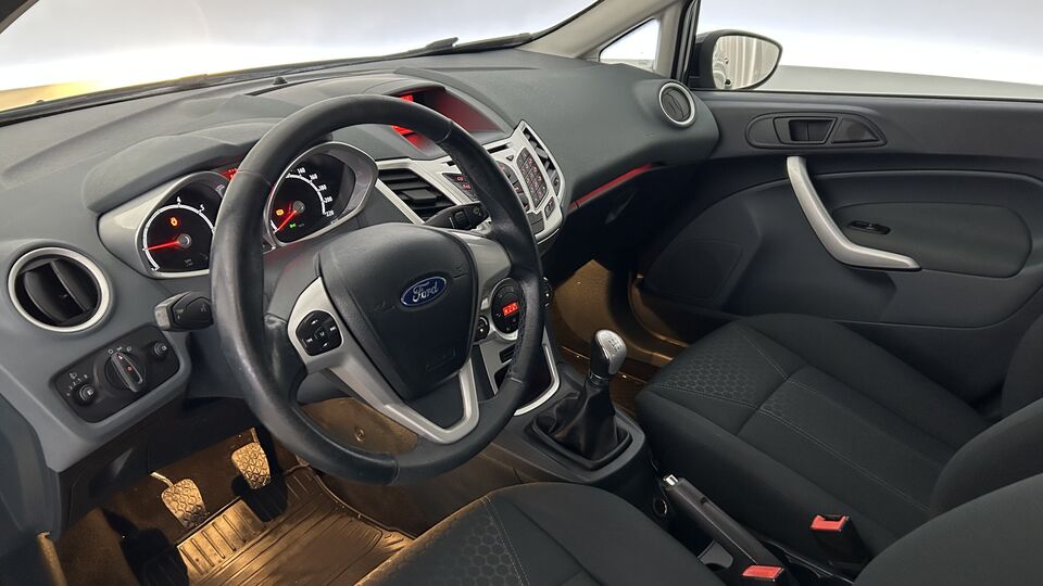 Ford Fiesta vaihtoauto