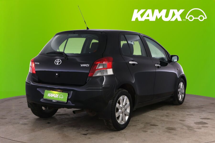 Toyota Yaris vaihtoauto