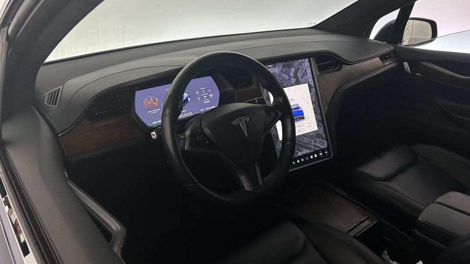 Tesla Model X vaihtoauto