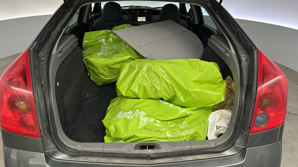 Nissan Primera vaihtoauto