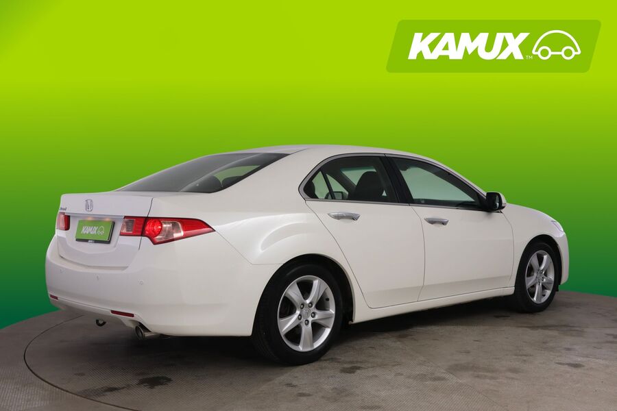 Honda Accord vaihtoauto