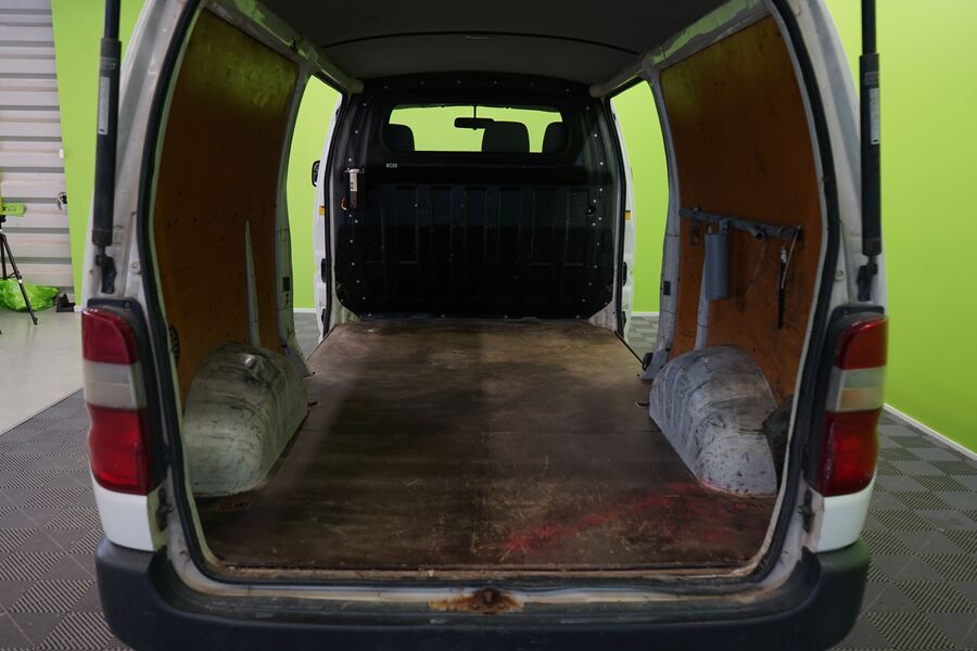 Toyota Hiace vaihtoauto