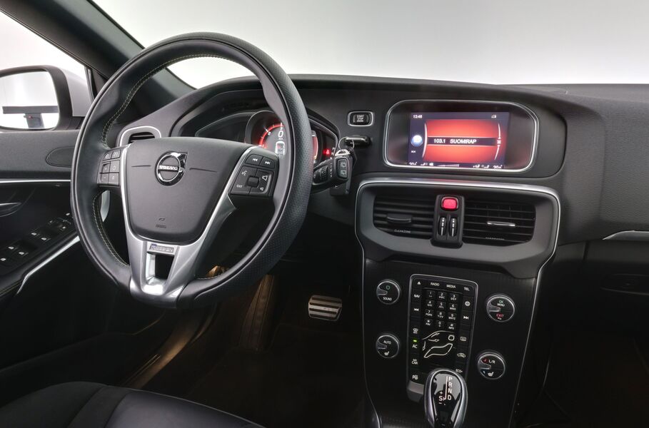 Volvo V40 vaihtoauto