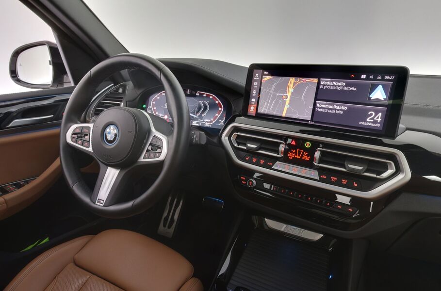 BMW iX3 vaihtoauto
