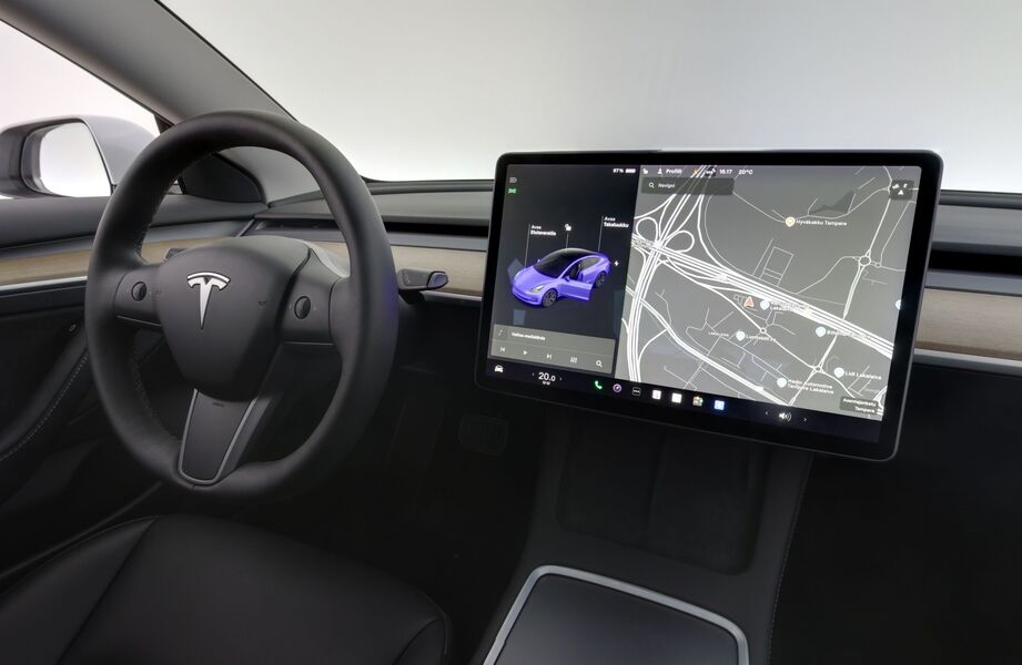 Tesla Model 3 vaihtoauto