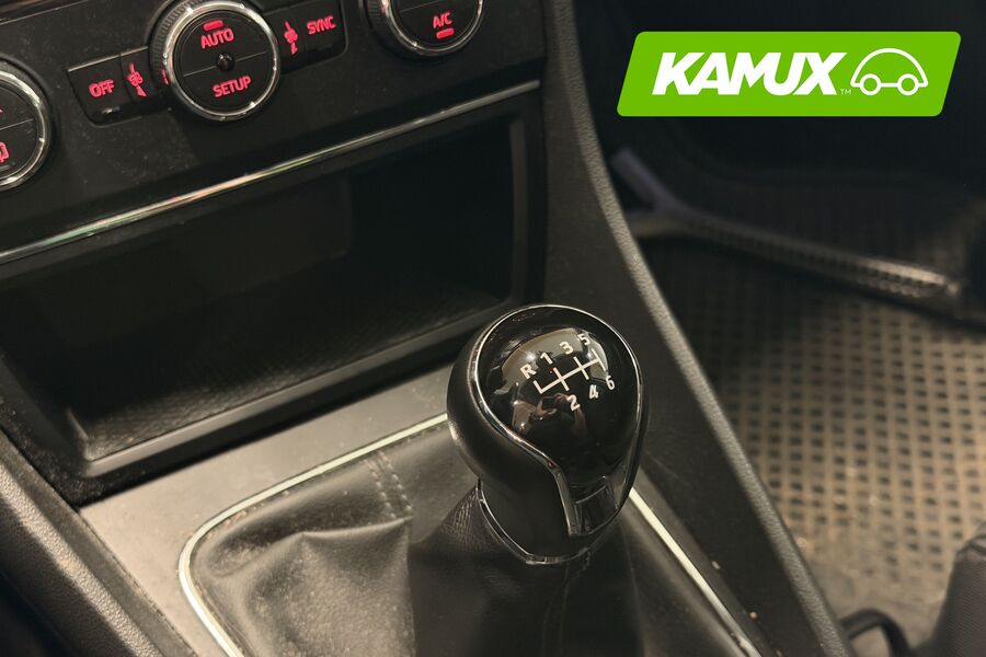 SEAT Leon ST vaihtoauto