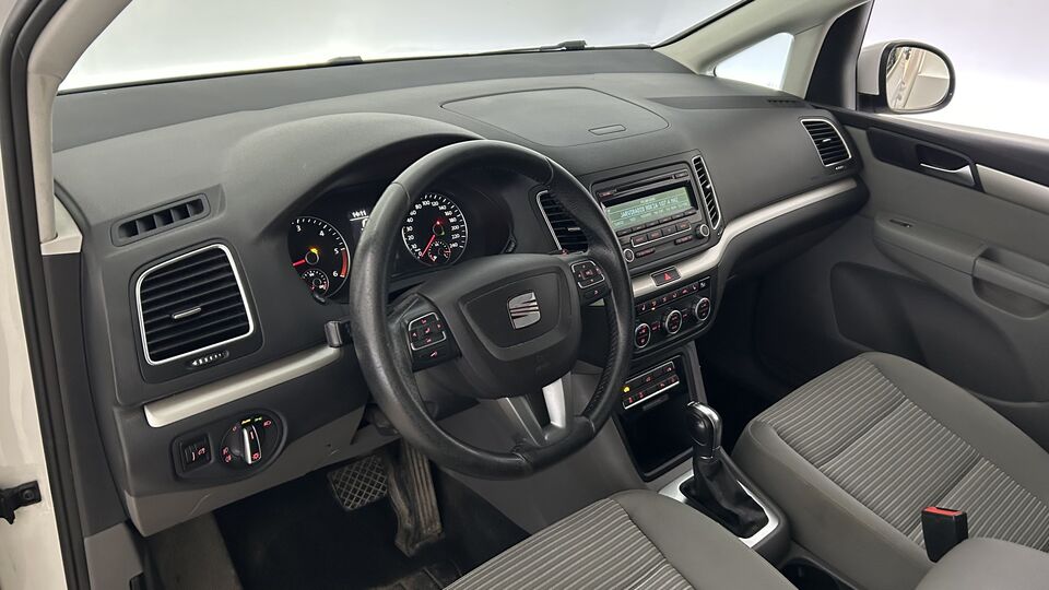 SEAT Alhambra vaihtoauto