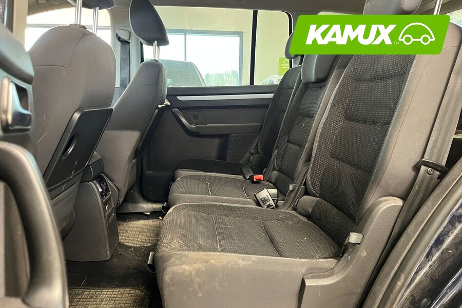 Volkswagen Touran vaihtoauto