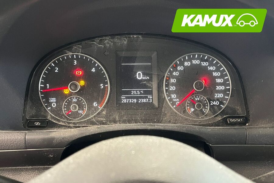 Volkswagen Touran vaihtoauto