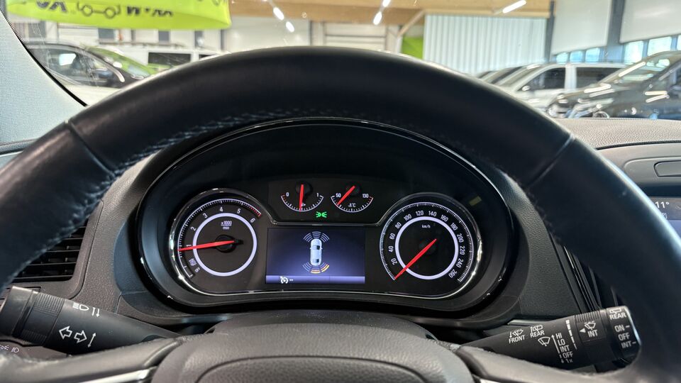 Opel Insignia vaihtoauto