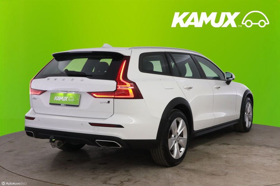 Volvo V60 Cross Country vaihtoauto