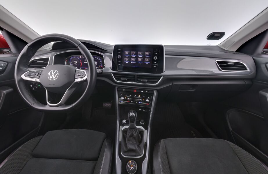 Volkswagen T-Roc vaihtoauto