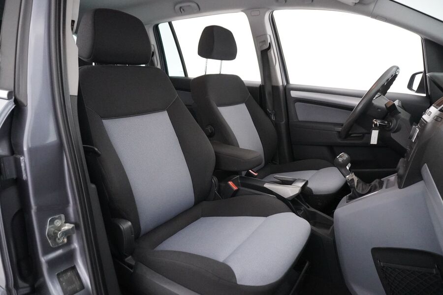 Opel Zafira vaihtoauto