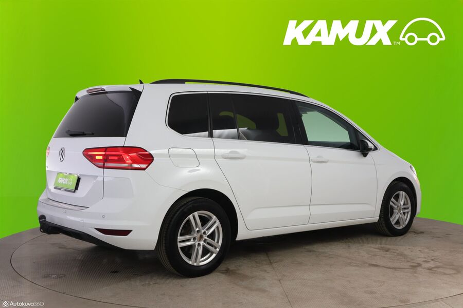 Volkswagen Touran vaihtoauto