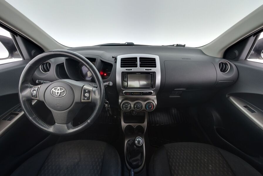 Toyota Urban Cruiser vaihtoauto