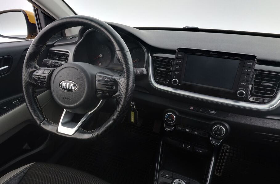 Kia Stonic vaihtoauto