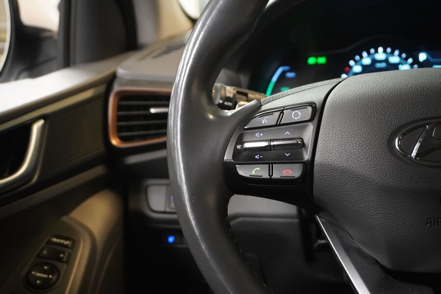 Hyundai IONIQ electric vaihtoauto