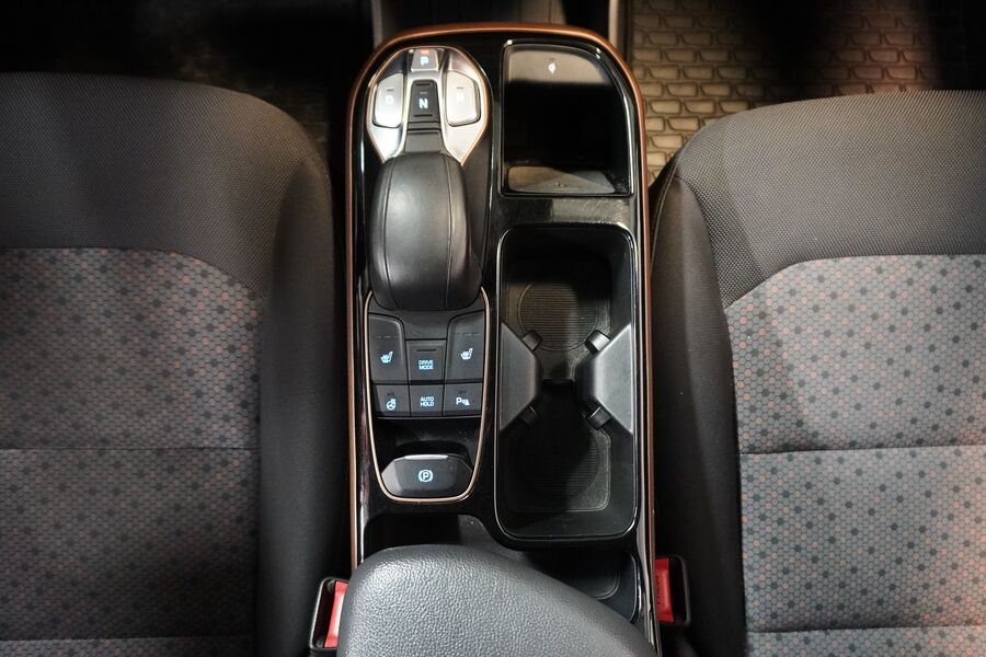 Hyundai IONIQ electric vaihtoauto