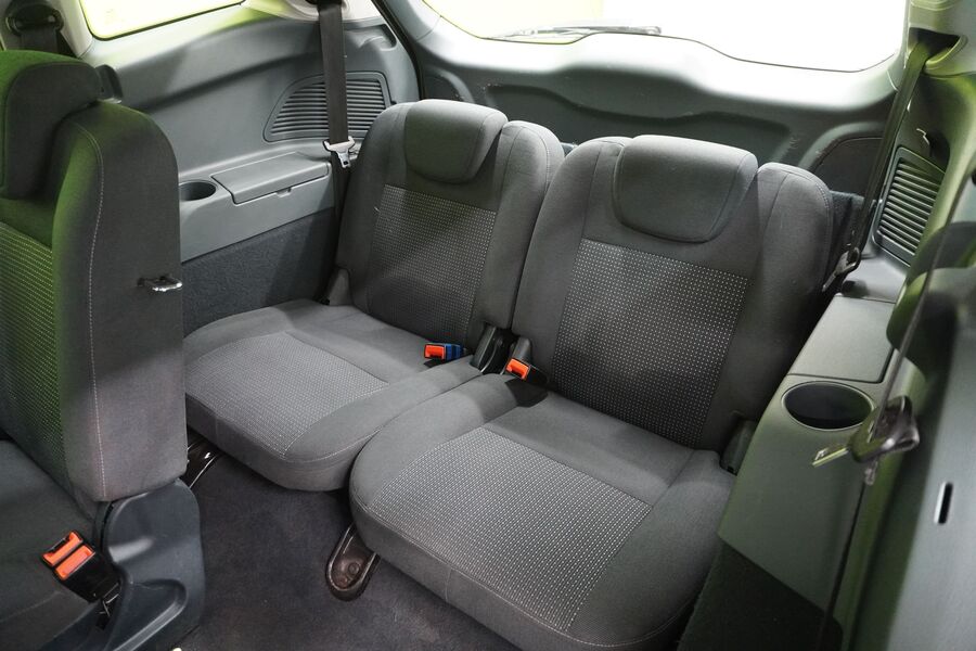 Ford C-MAX vaihtoauto