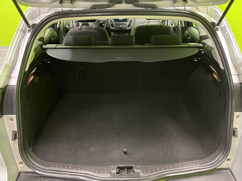 Ford Focus vaihtoauto