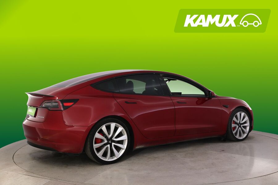 Tesla Model 3 vaihtoauto