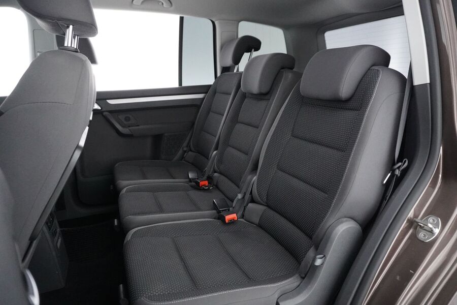 Volkswagen Touran vaihtoauto