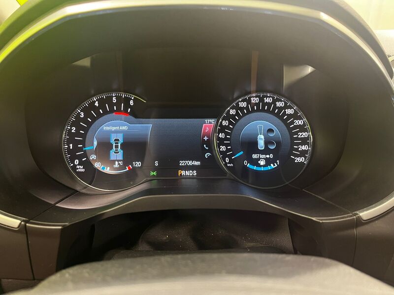 Ford S-MAX vaihtoauto