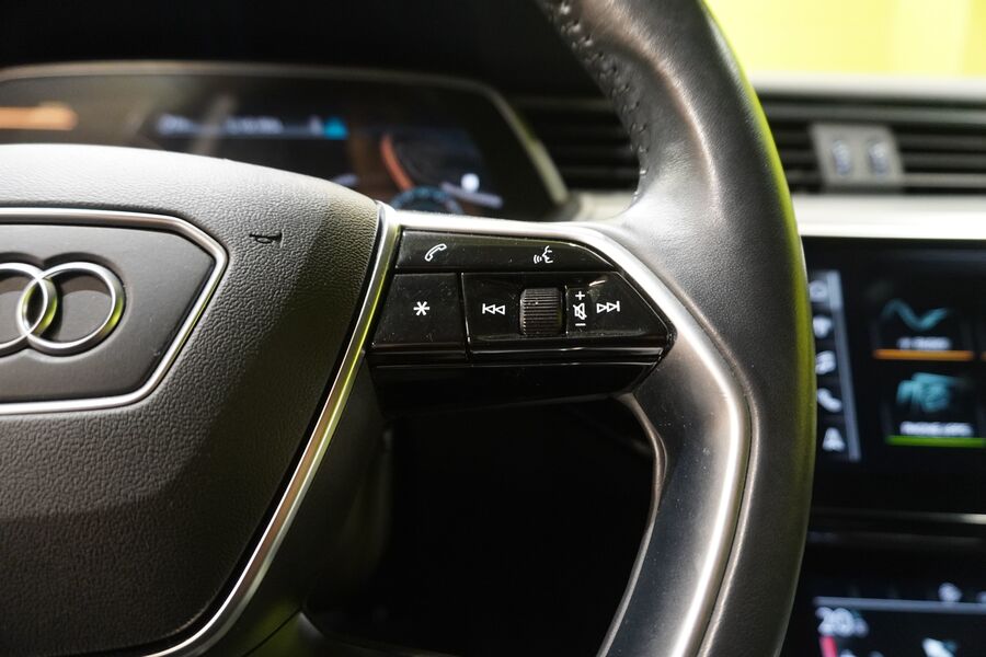 Audi e-tron vaihtoauto