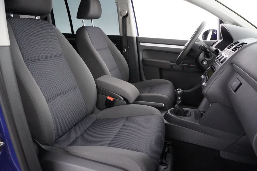 Volkswagen Touran vaihtoauto