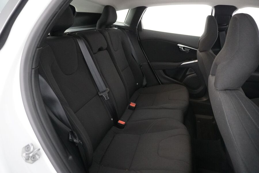 Volvo V40 Cross Country vaihtoauto