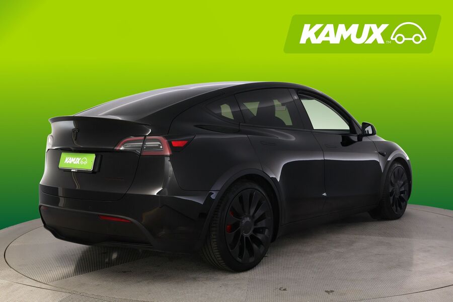 Tesla Model Y vaihtoauto